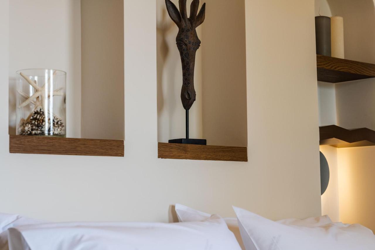 New Villa Katerina - 6 Villas & 6 Private Jacuzzi Emporio  エクステリア 写真