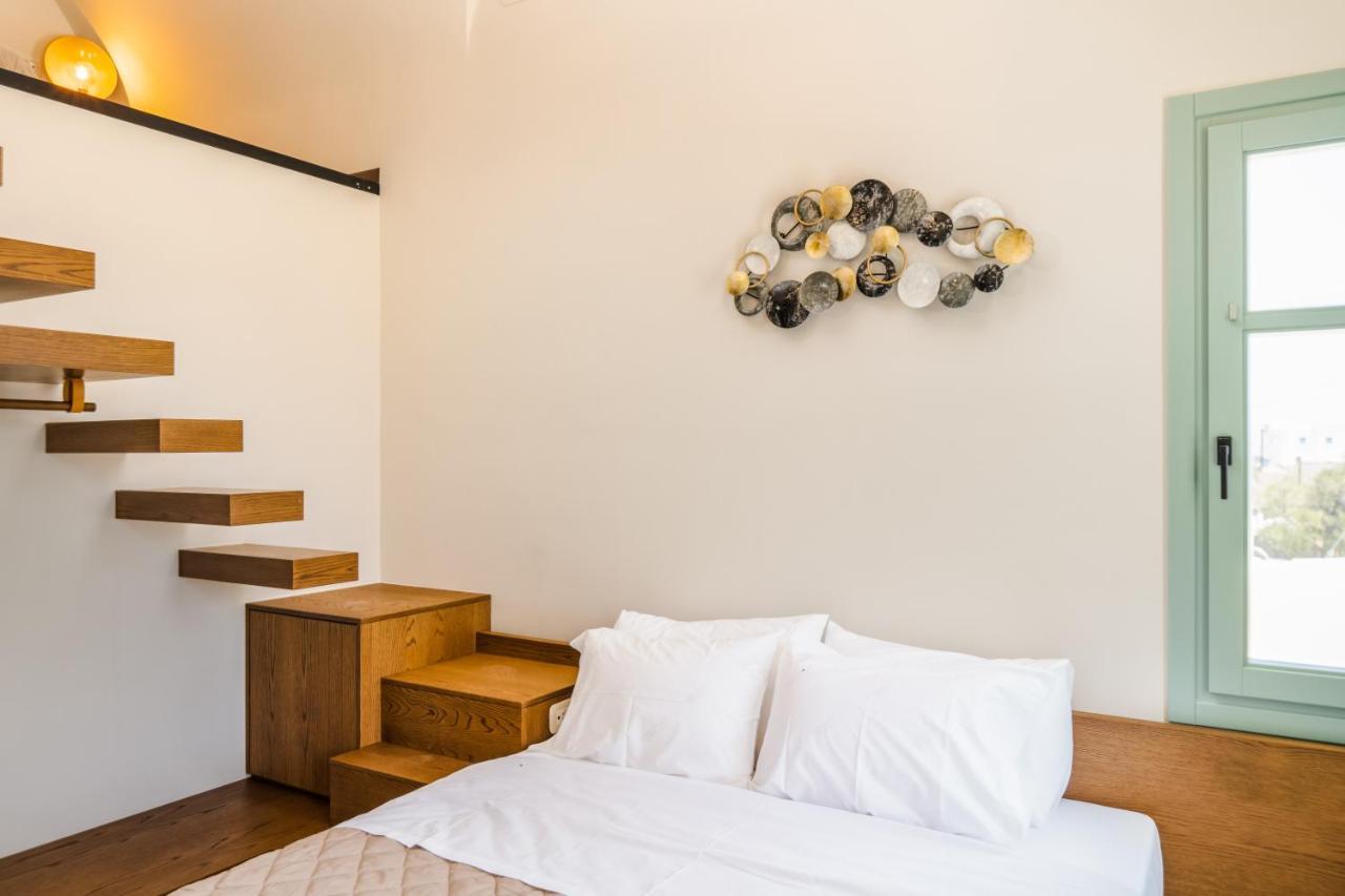 New Villa Katerina - 6 Villas & 6 Private Jacuzzi Emporio  エクステリア 写真