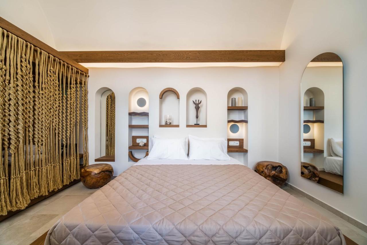New Villa Katerina - 6 Villas & 6 Private Jacuzzi Emporio  エクステリア 写真