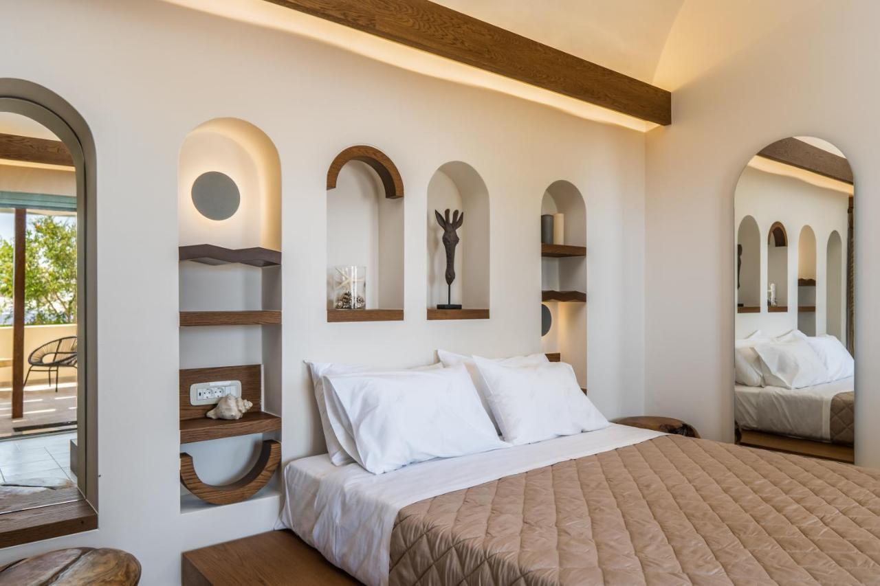New Villa Katerina - 6 Villas & 6 Private Jacuzzi Emporio  エクステリア 写真