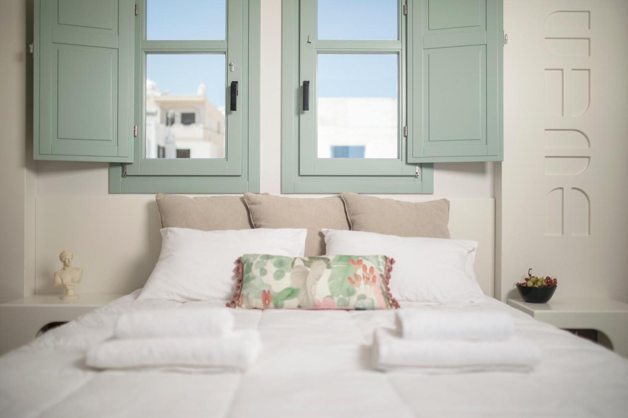 New Villa Katerina - 6 Villas & 6 Private Jacuzzi Emporio  エクステリア 写真